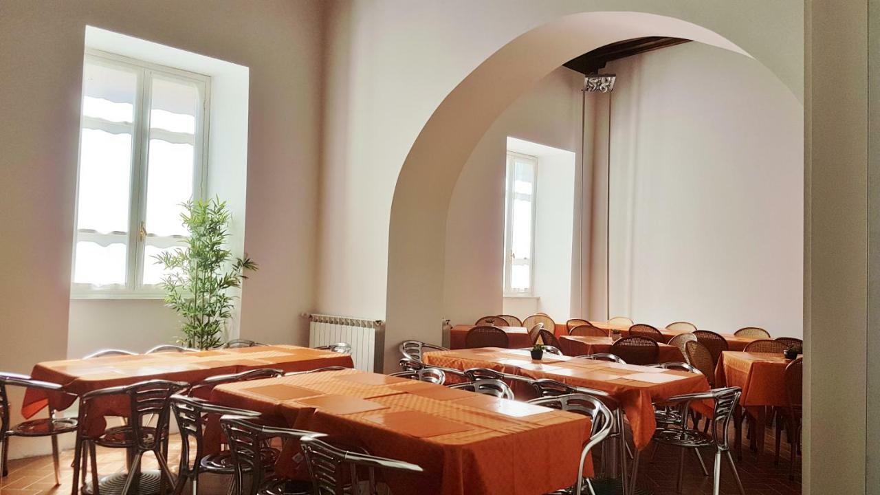 Ospitalia Del Mare Hostel Леванто Экстерьер фото